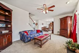 38 Hemlock Way, Freehold, NJ 07728 - Photo 15