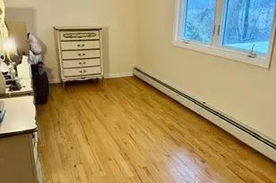 450 Burlington Rd, Freehold, NJ 07728 - Photo 21