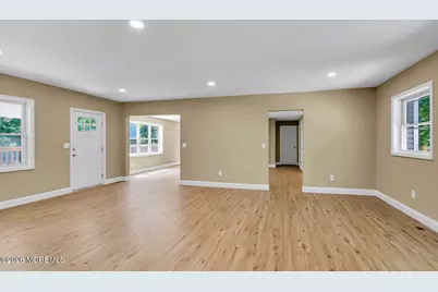 510 Pinehurst Road, Cream Ridge, NJ 08514 - Photo 17