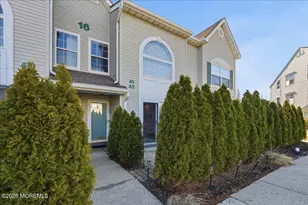 42 Richmond Ct, Tinton Falls, NJ 07712 - Photo 1