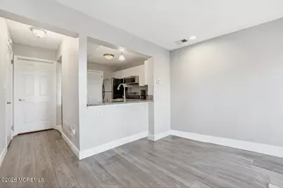 42 Richmond Court, Tinton Falls, NJ 07712 - Photo 15