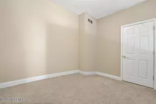 42 Richmond Ct, Tinton Falls, NJ 07712 - Photo 7