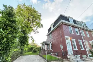438 Lawrence St, Burlington City, NJ 08016 - Photo 1