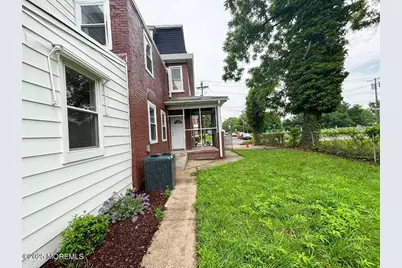 438 Lawrence Street, Burlington City, NJ 08016 - Photo 17