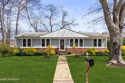 1641 Holbrook Street, Oakhurst, NJ 07755 - Photo 33