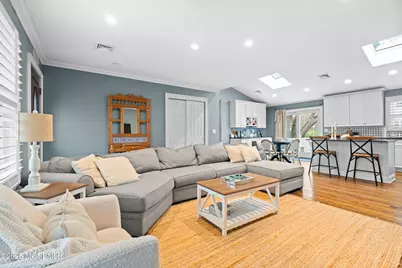 1641 Holbrook Street, Oakhurst, NJ 07755 - Photo 5