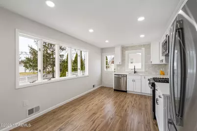 5 Barrier Drive, Hazlet Township, NJ 07730 - Photo 7