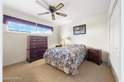 19 Mountain Avenue, Hazlet Township, NJ 07730 - Photo 15