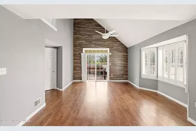 129 Golf View Boulevard, Toms River Township, NJ 08753 - Photo 17