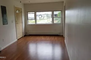 702 Edmunds Ave, Union Beach, NJ 07735 - Photo 5