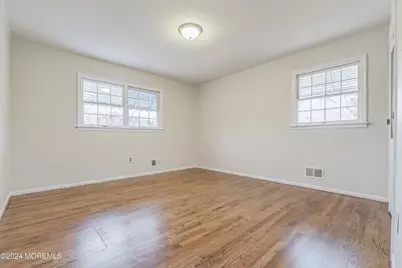1052 Bell Street, Toms River Township, NJ 08753 - Photo 27