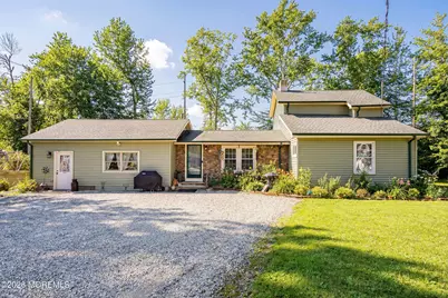 7 Marl Road, Farmingdale, NJ 07727 - Photo 1