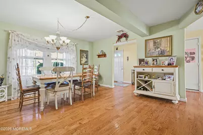 22 Burki Place, Freehold, NJ 07728 - Photo 9