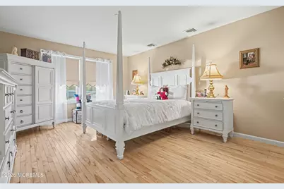 22 Burki Place, Freehold, NJ 07728 - Photo 19