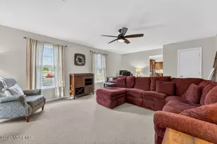 569 Winterberry Blvd, Jackson, NJ 08527 - Photo 15