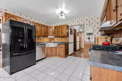 106 Vienna Road, Howell Township, NJ 07731 - Photo 15