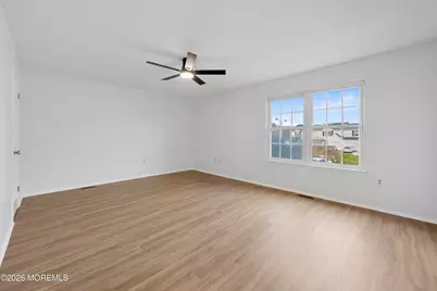 7 Farragut Square, Howell Township, NJ 07728 - Photo 19