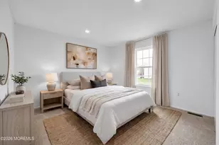 7 Farragut Square, Howell Township, NJ 07728 - Photo 15