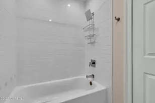 477 N Fox Ave, Belford, NJ 07718 - Photo 25