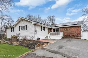 477 N Fox Ave, Belford, NJ 07718 - Photo 3