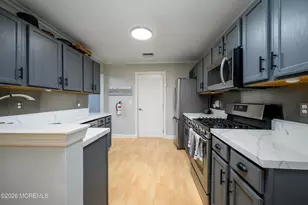 15 Bayview Ct, Long Branch, NJ 07740 - Photo 7