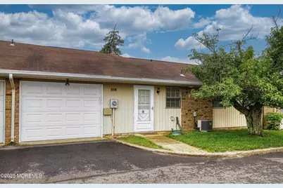 32C Yorkshire Court, Manchester Township, NJ 08759 - Photo 3