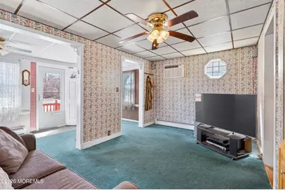 87 W Concourse, Aberdeen Township, NJ 07735 - Photo 5