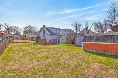 87 W Concourse, Aberdeen Township, NJ 07735 - Photo 13