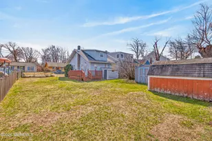 87 W Concourse, Aberdeen Township, NJ 07735 - Photo 13