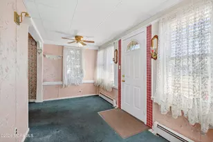 87 W Concourse, Aberdeen Township, NJ 07735 - Photo 3