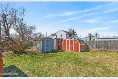 87 W Concourse, Aberdeen Township, NJ 07735 - Photo 15