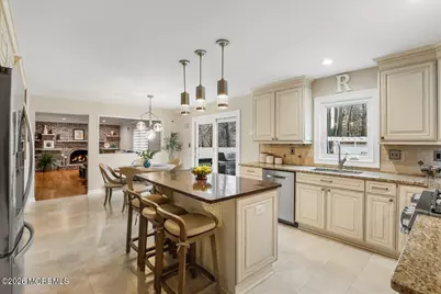 15 Country Lane, Manalapan Township, NJ 07726 - Photo 11