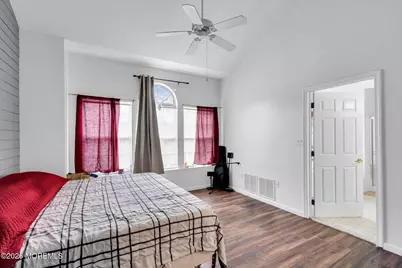 57 Phoenix Court, Tinton Falls, NJ 07712 - Photo 17