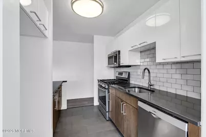 10 Ocean Boulevard #10E, Atlantic Highlands, NJ 07716 - Photo 15