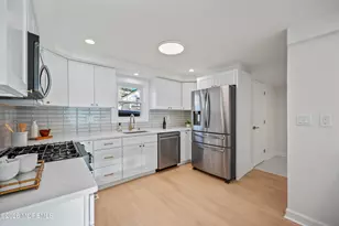 24 Willis Ave, Keansburg, NJ 07734 - Photo 9