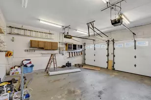 242 Bar Harbor Rd, Freehold, NJ 07728 - Photo 37