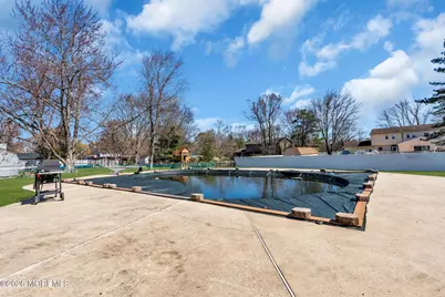242 Bar Harbor Road, Freehold, NJ 07728 - Photo 43