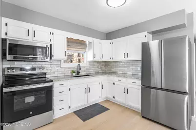 304 Shepard Avenue, Forked River, NJ 08731 - Photo 7