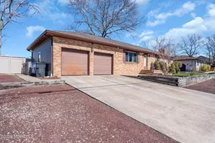 1910 Birchbark Pl, Toms River Township, NJ 08753 - Photo 5