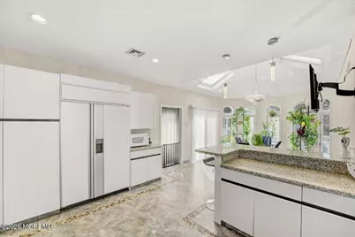 5 Cherry Point Court, Morganville, NJ 07751 - Photo 19