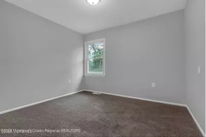 821 Bay Avenue, Toms River Township, NJ 08753 - Photo 31