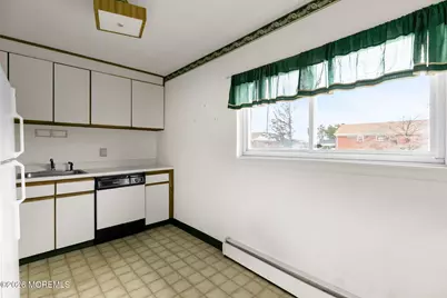 15 Azalea Court #B, Eatontown, NJ 07724 - Photo 13