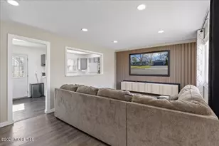 19 Georgian Blvd, Jackson, NJ 08527 - Photo 5