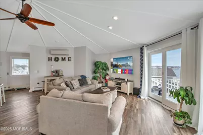 424 E Longport Avenue, Ocean Gate, NJ 08740 - Photo 7