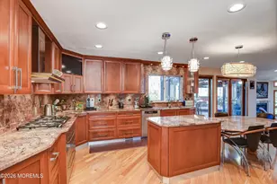 9 Sherwood Ct, Holmdel, NJ 07733 - Photo 9