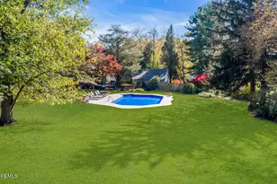 37 Clover Hill Rd, Colts Neck Township, NJ 07722 - Photo 9