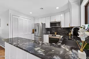 4 Friendship Ct, Red Bank, NJ 07701 - Photo 5