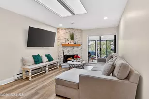 4 Friendship Ct, Red Bank, NJ 07701 - Photo 17