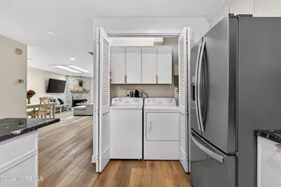 4 Friendship Court, Red Bank, NJ 07701 - Photo 11