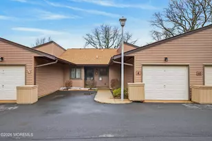 4 Friendship Ct, Red Bank, NJ 07701 - Photo 3